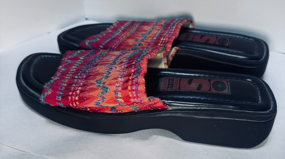 Inspired Soles by Arteffects Red Embroidered Slides Sandals Womens 10 boho
